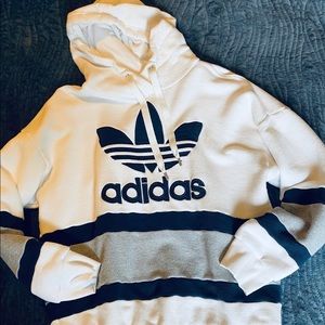 Vintage Adidas sweatshirt